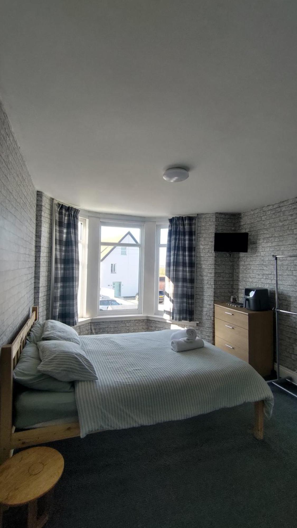 Shore Lodge New Quay Exterior foto